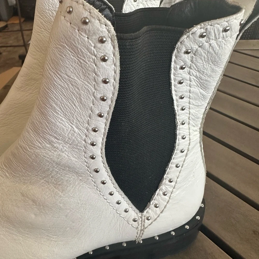 Rebecca Minkoff White and Black Ankle Boots - Picture 7 of 8